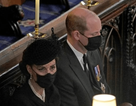 原创凯特和卡米拉谁更有王后风范更会讨女王欢心亲王葬礼可见一斑