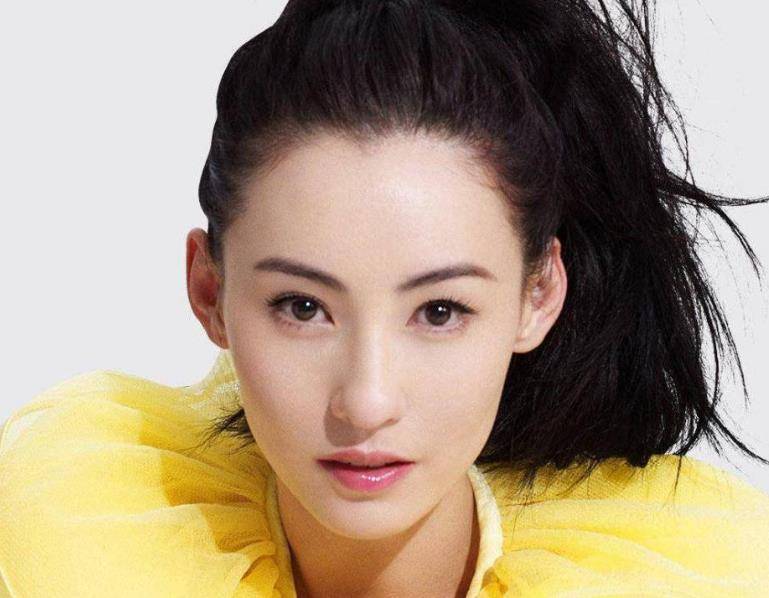 有种基因叫张柏芝大儿子14岁正面照帅到不敢认神似蔡徐坤