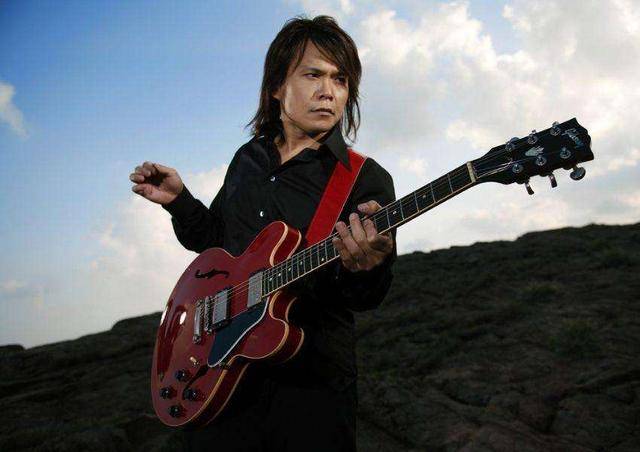 要颜值没颜值 要嗓子没嗓子 伍佰为什么这么红 台湾