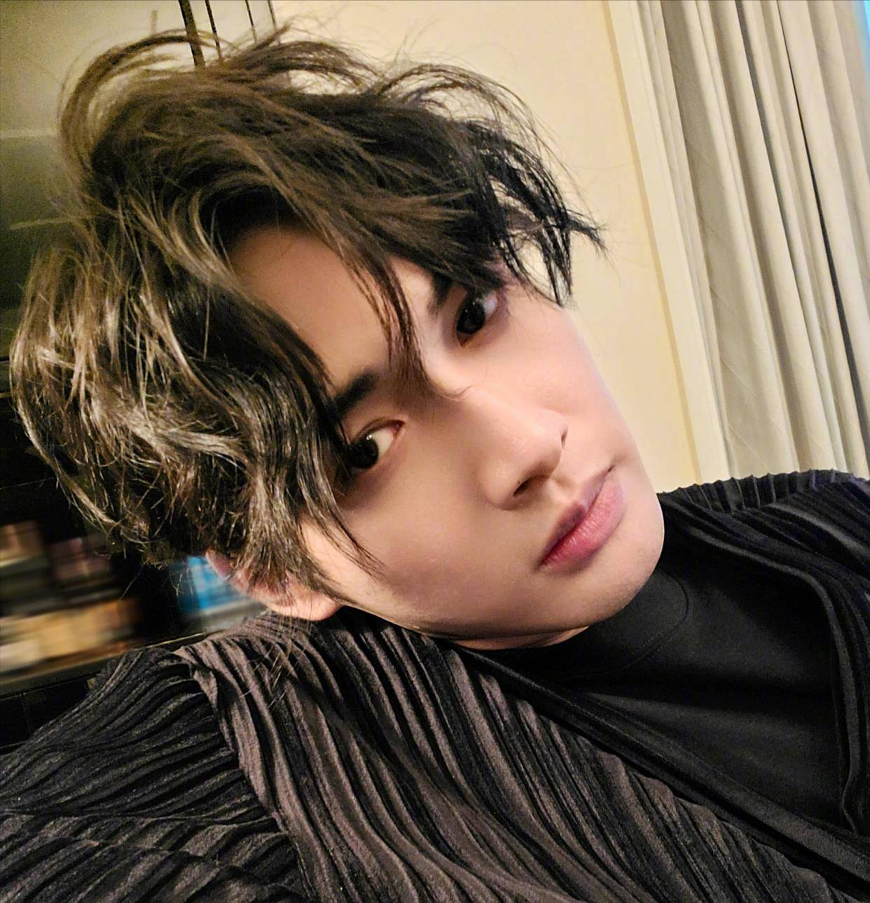 原创张彬彬翻车了!为辱华手机担任品牌大使,"捡漏"艺人又来了