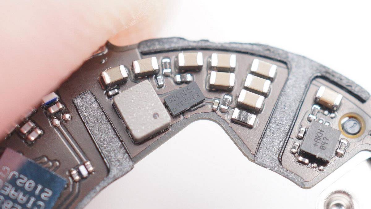 苹果airtag使用 拆解给你答案_电池