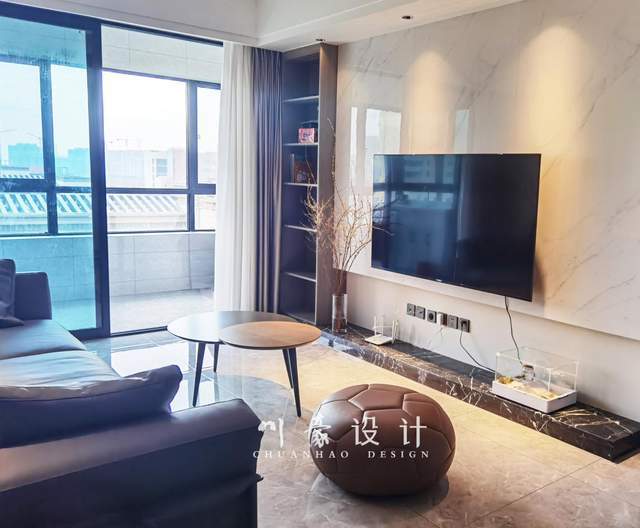 客厅瓷砖上墙搭配什么灯 d51a9f82116b4c66a66ef0113244af2f.jpeg