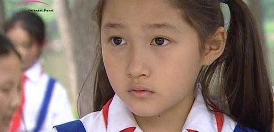 笑着活下去中杨幂为她做配两个小时候的她未来可期