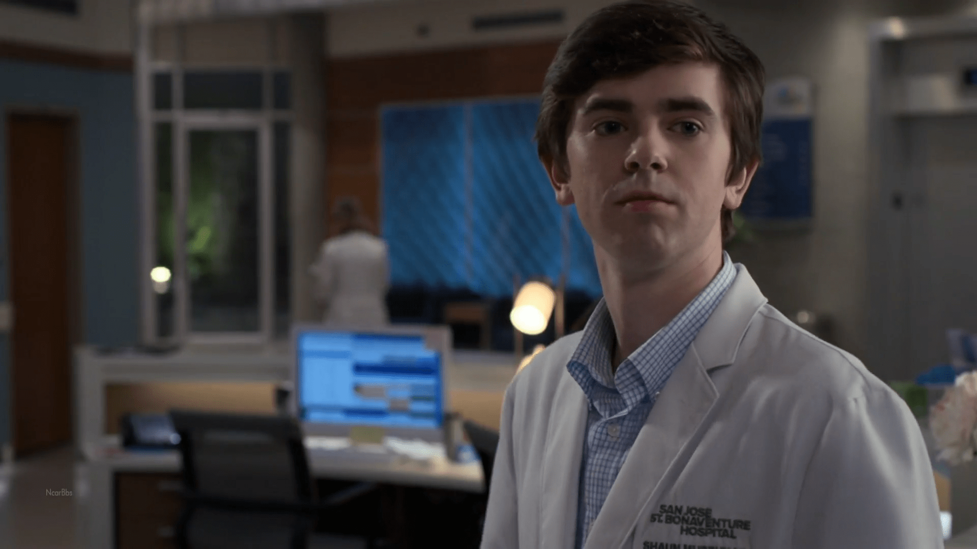 良医小鲜肉肖恩被调岗一眼看穿大病变小病