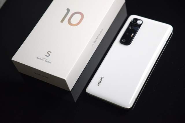 小米手机性价比排行_安兔兔5000元以上手机性价比排名:小米11Ultra第三!