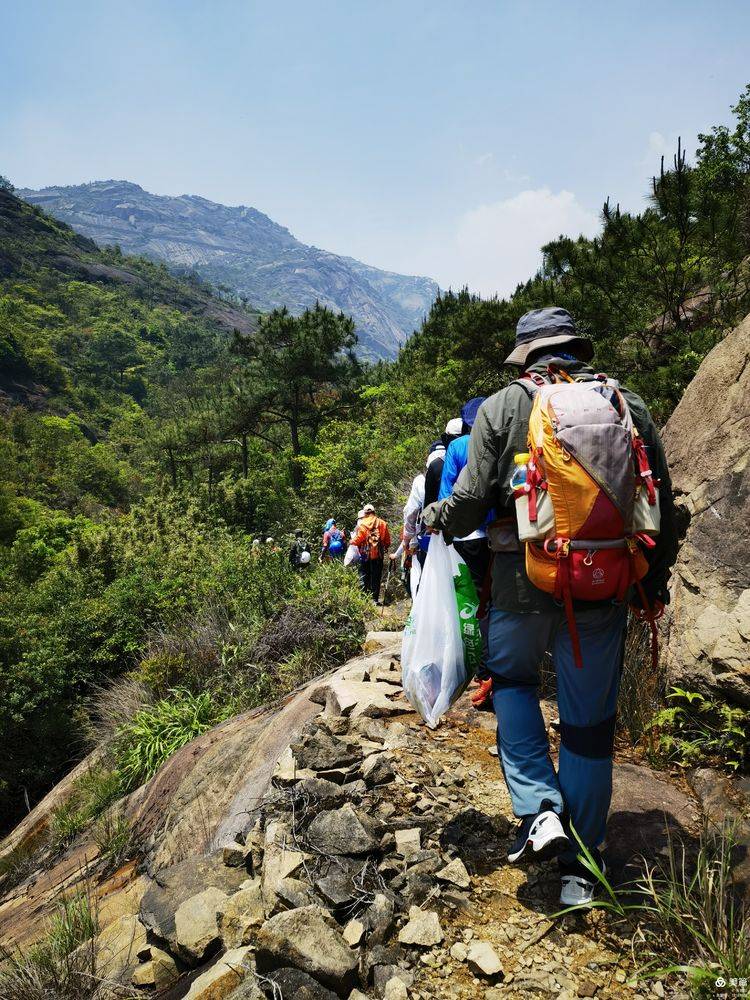 大罗山徒步:峰门山摩崖