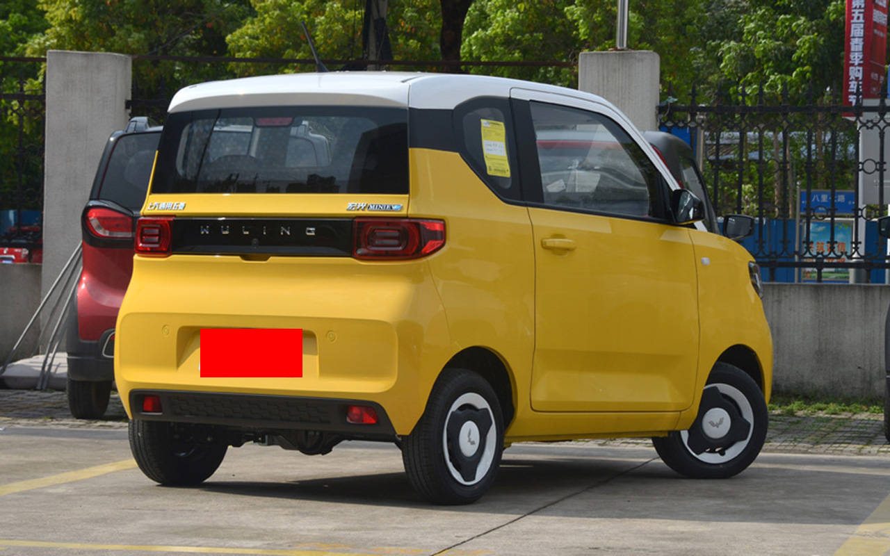 积蓄,那不妨将目光调转,尝试了解一下五菱所推出的这款宏光miniev车型