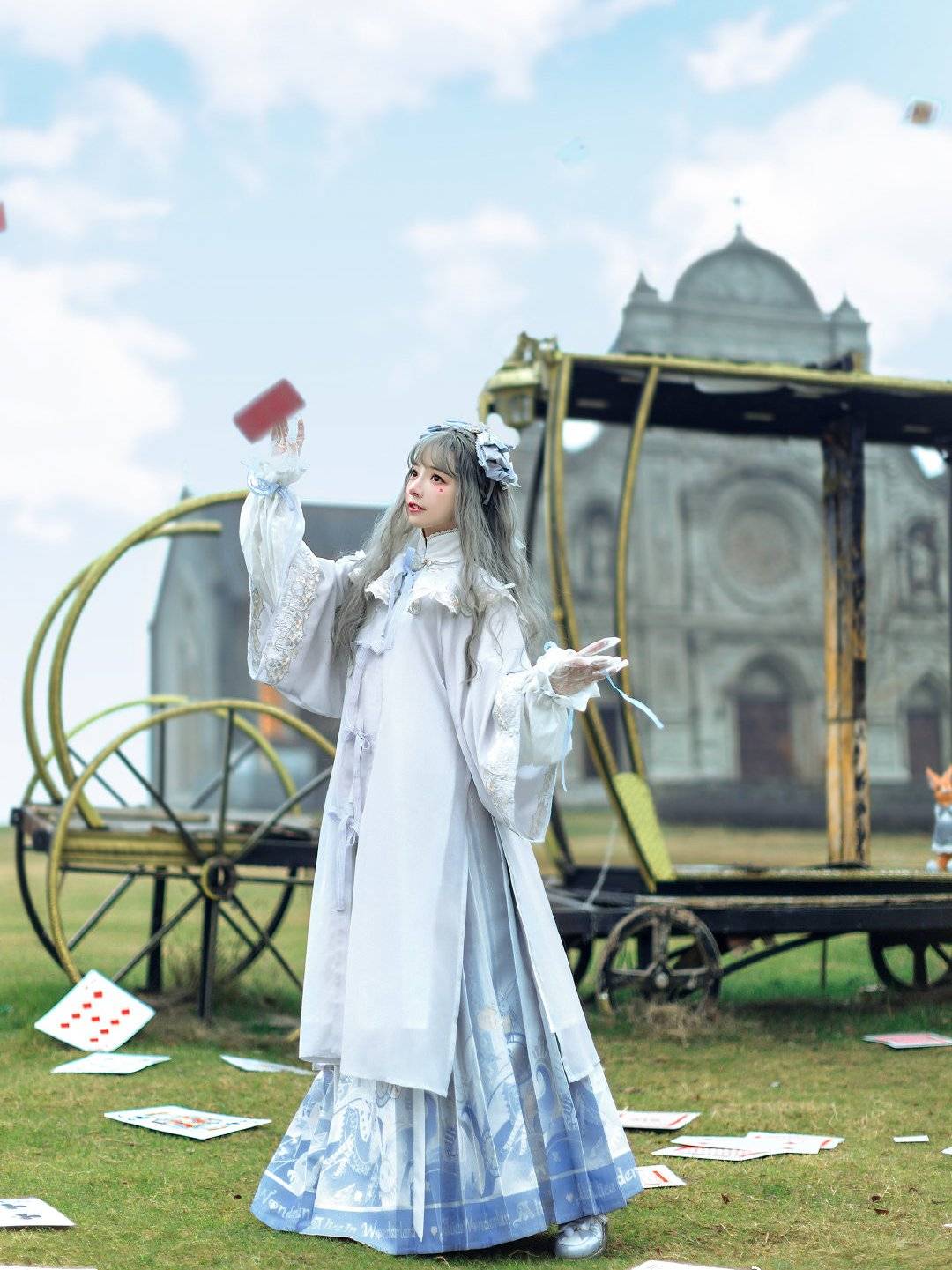 设计师在想什么,把汉服做得lo里lo气,这还是汉服吗?_洛丽塔