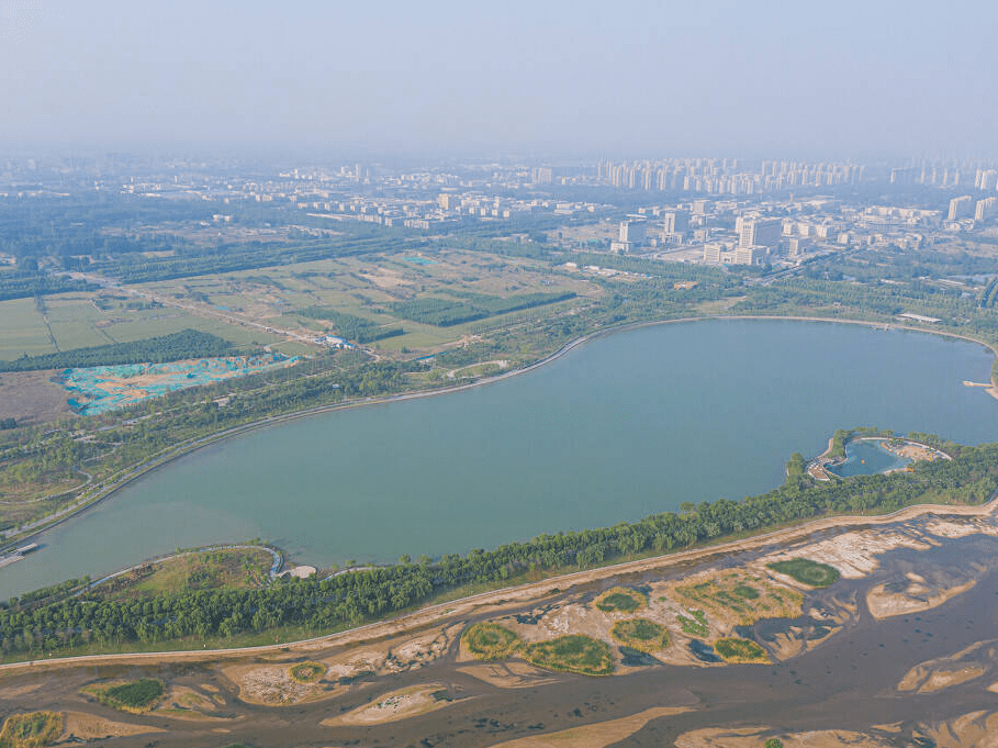 象湖生态湿地公园位于郑州市郑东新区白沙园区白沙组团杨桥南干渠以