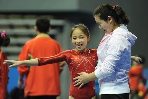 前国家体操队长,成大学副教授31岁仍旧单身,因身材发福再度走红_程菲