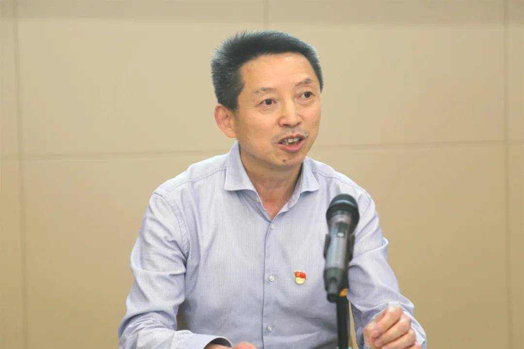 余翔详细阐述了开展党史学习教育的重要意义,强调了开展党史学习教育