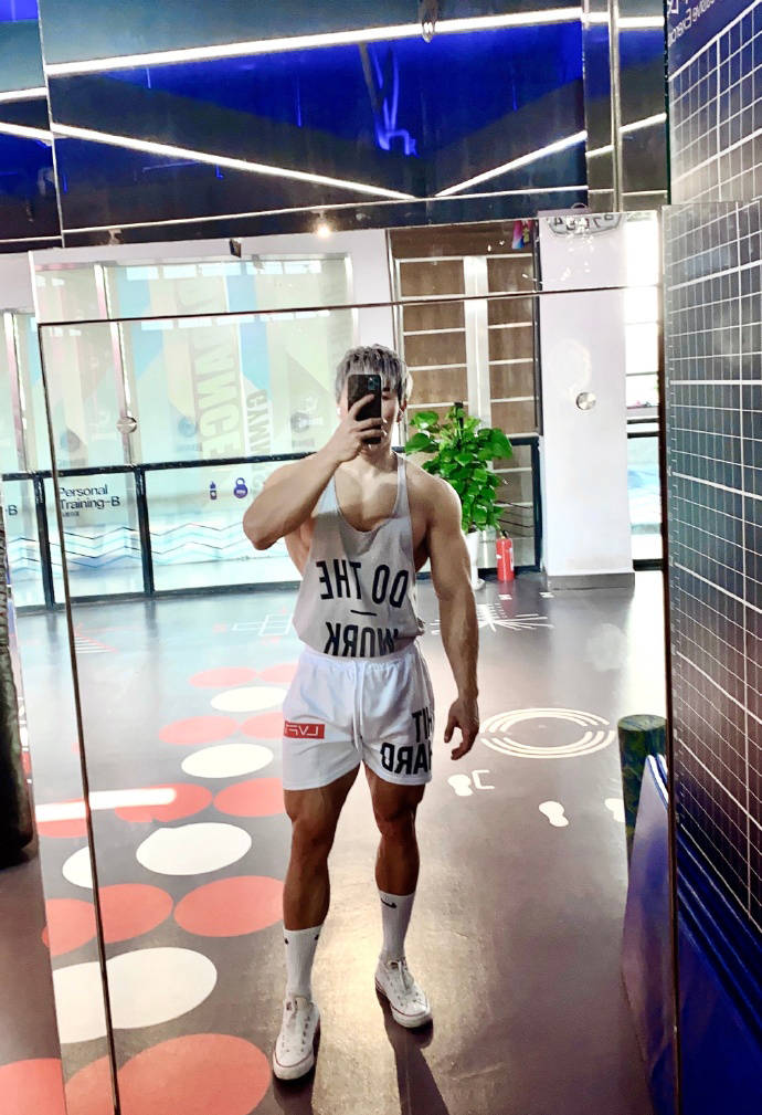 北京体育大学走出来的肌肉型男技术过硬的贴身私教