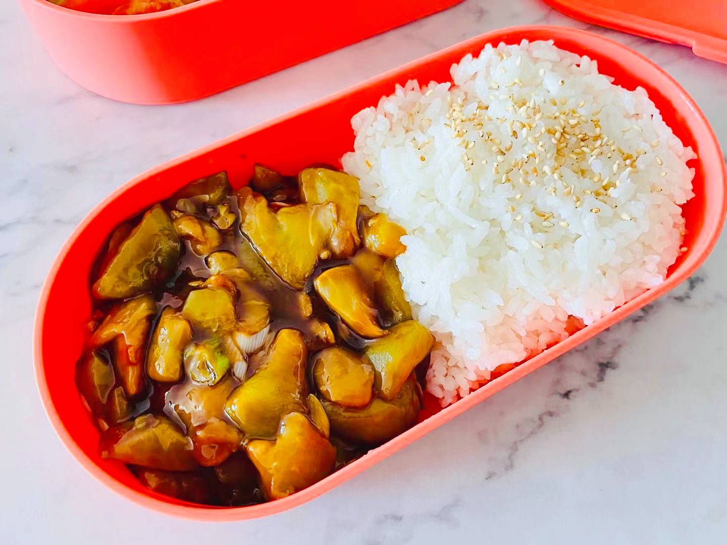 晒晒我的办公室午餐荤素搭配的健康便当2个菜好吃下饭还省事