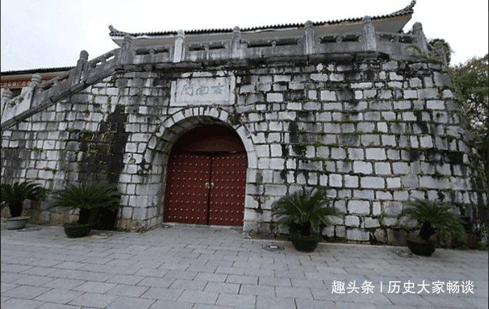 古代的城门为什么往里开, 不得不佩服古代人的智慧_空间