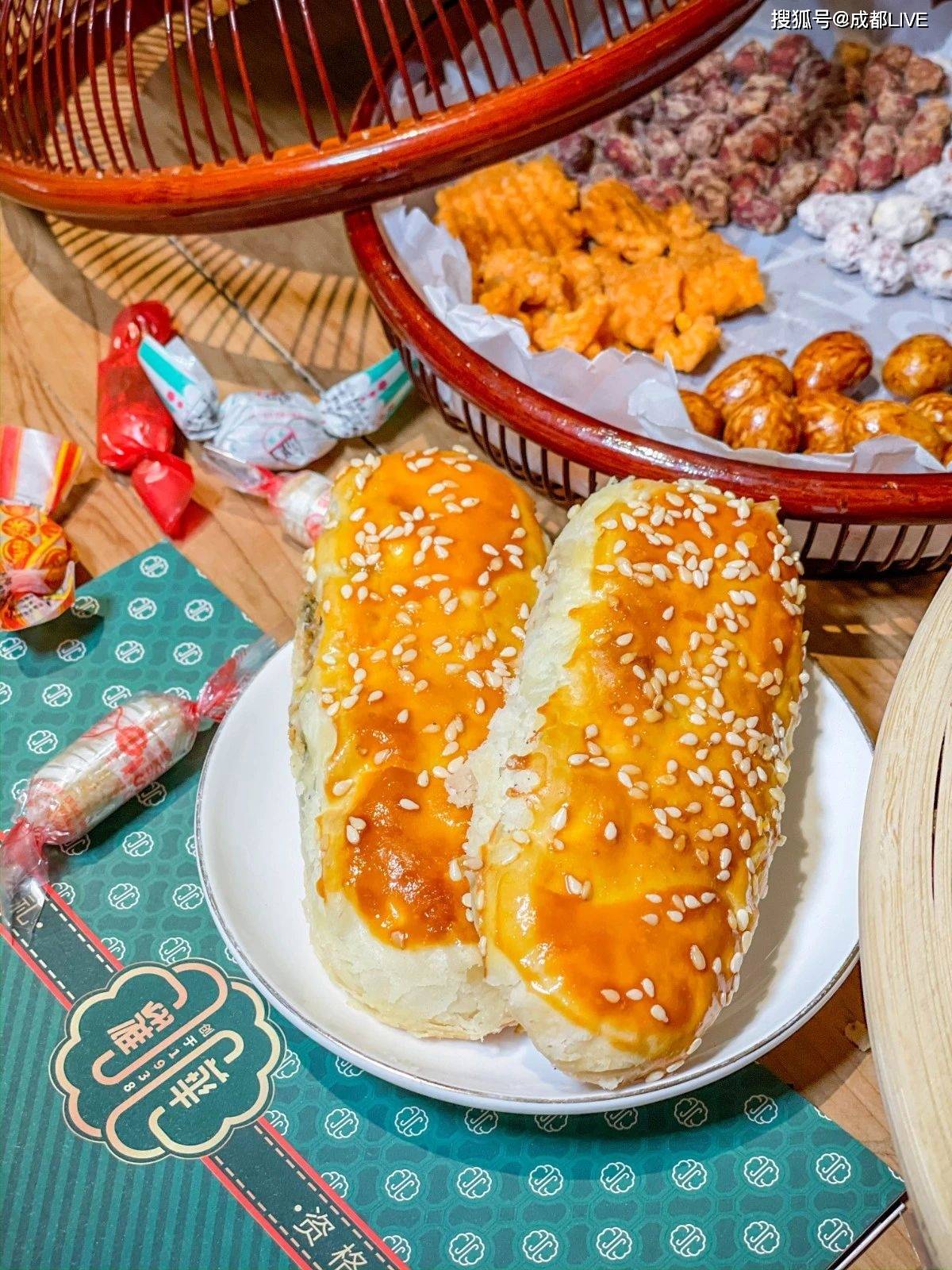 耀华糕点粒粒经典80年代风靡成都的糖果糕点铺还是那么洋盘