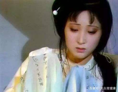 展开全文这个典型的例子就是林黛玉了，她在父母双亡后由于长期忧愁悲伤