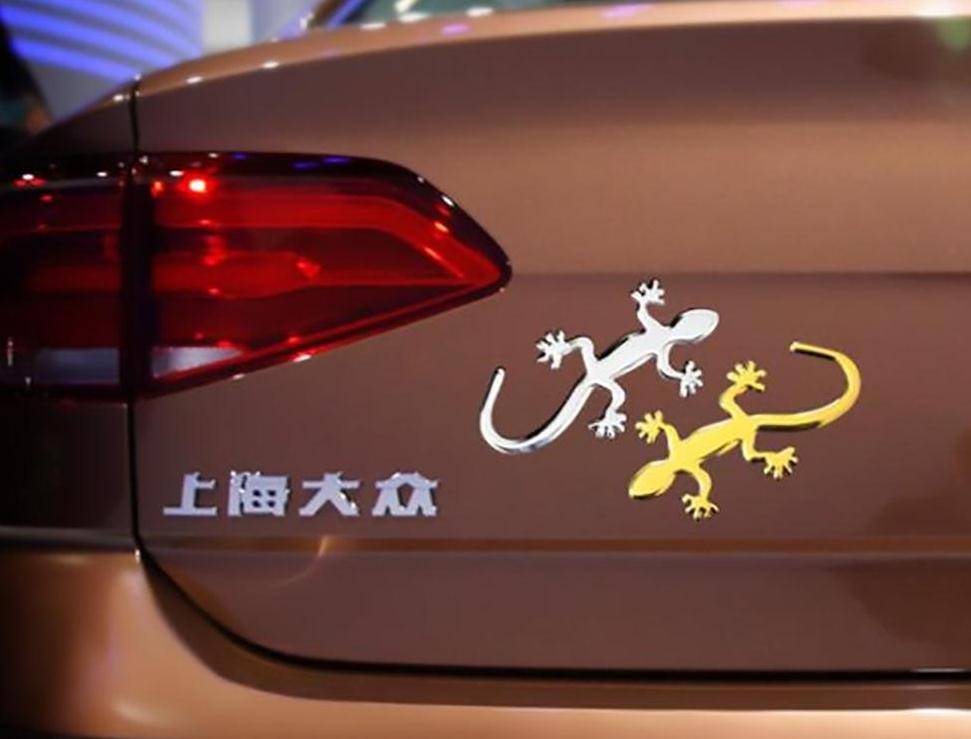 为什么很多人喜欢在车尾贴壁虎这有什么作用长见识了