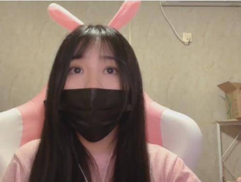 怎么当网红不露脸 4a45692960e140d3bac14b2d7d3b79ea.jpeg