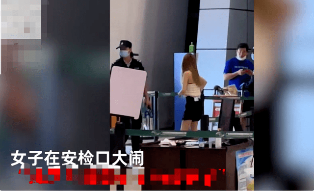 素质教育堪忧,广东揭阳机场一女子大闹安检,称包包是限量款1_都会