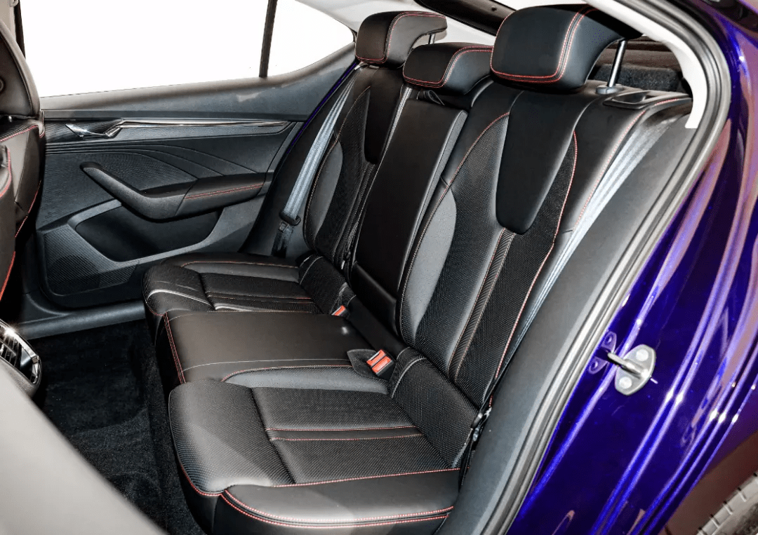 原创斯柯达明锐pro到底有多pro小编带你找不同