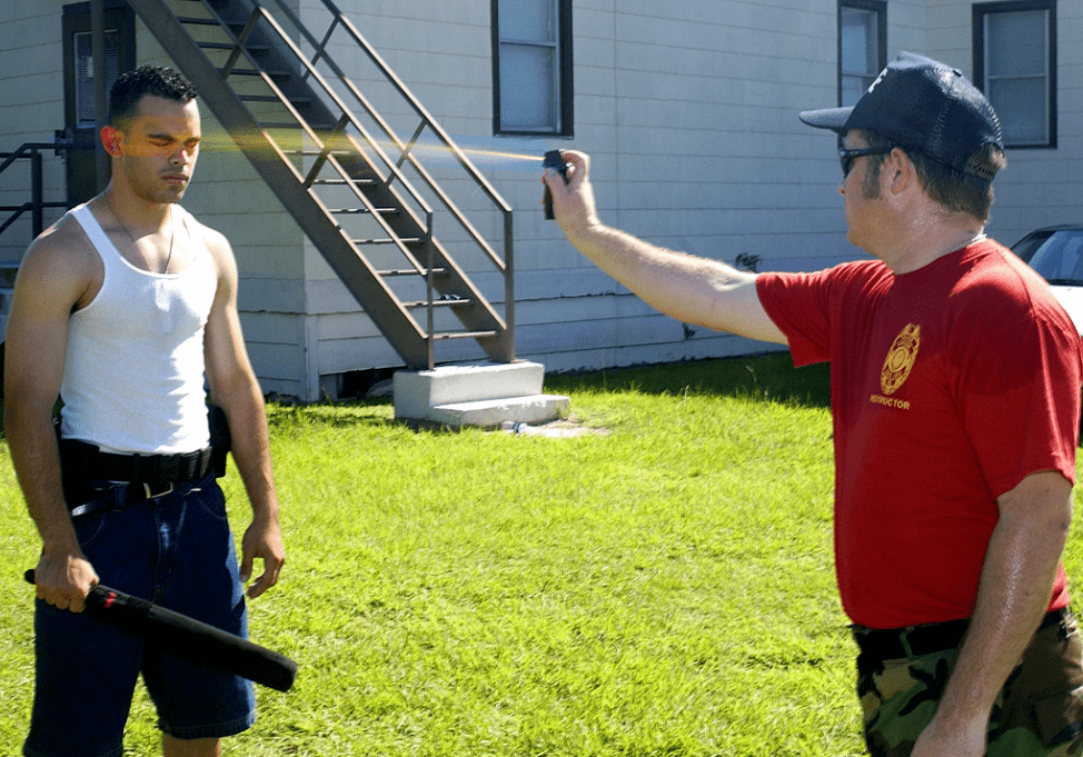 胡椒喷雾,柔术,电击枪!生存在加州的亚裔越来越不安!