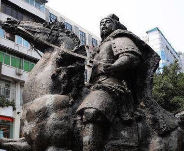 被比之为诸葛亮的谋臣王猛