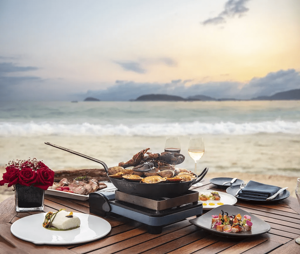 看着大海吃烧烤