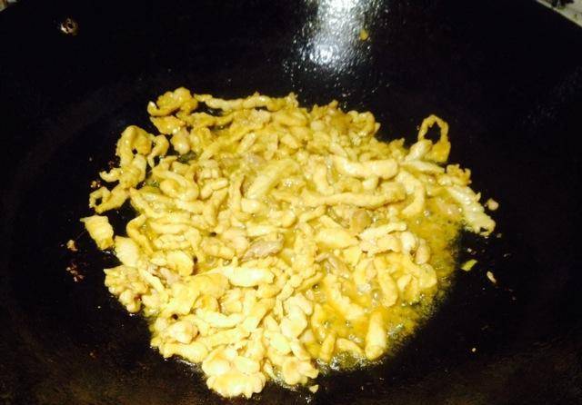 炒肉丝怎么提前腌 4e6b0ff97eb34598a928298204d9047d.jpeg