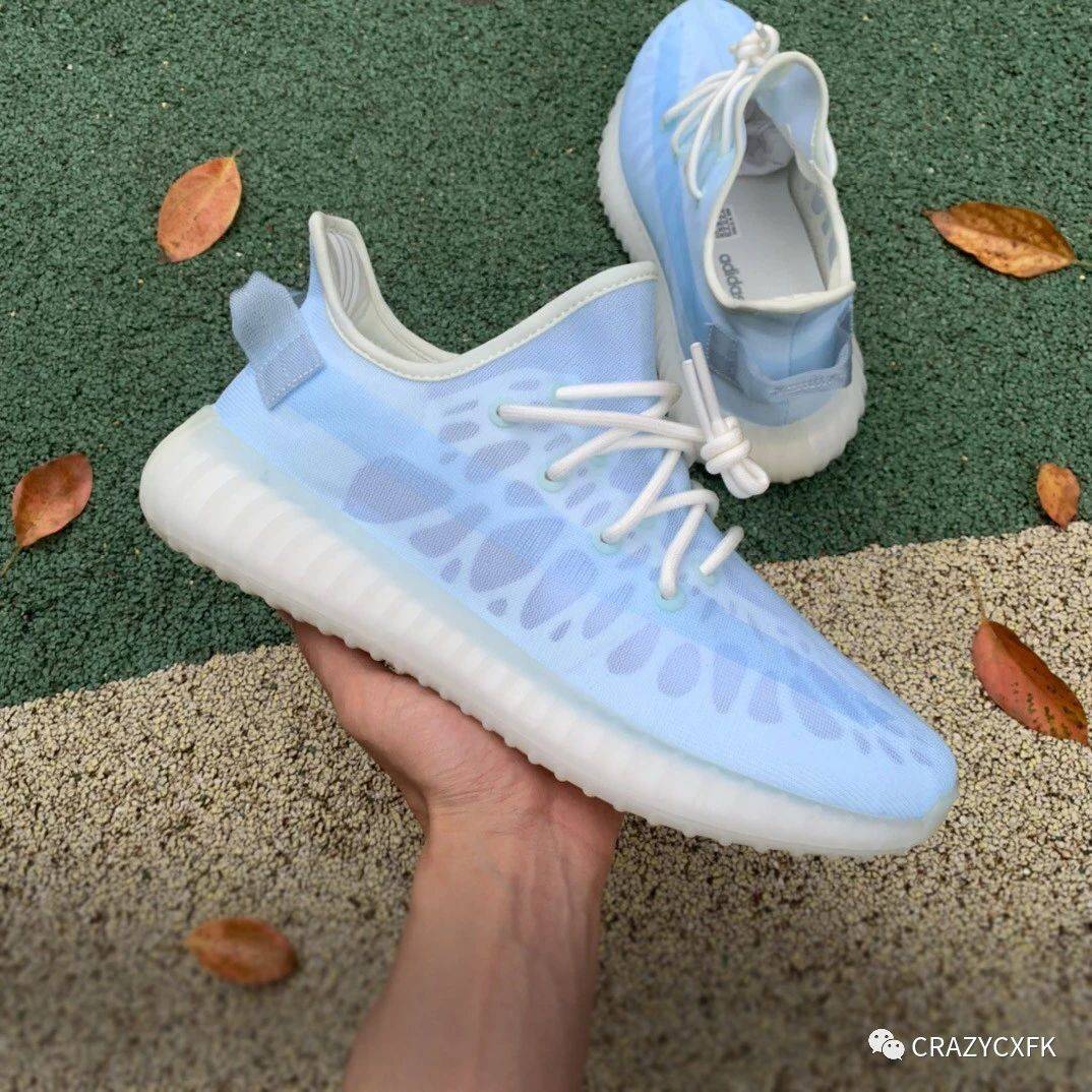 阿迪达斯椰子 adidas yeezy boost 350 v2 mono ice 透明冰蓝运动鞋