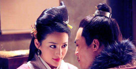 齐庄公胆太肥,泡崔杼妻东郭姜还张扬!崔杼弑君史官"秉笔直书"_杞梁