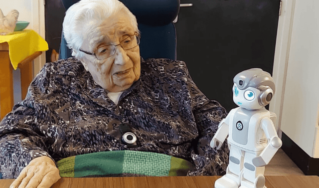 机器人如何重构十万亿养老产业？