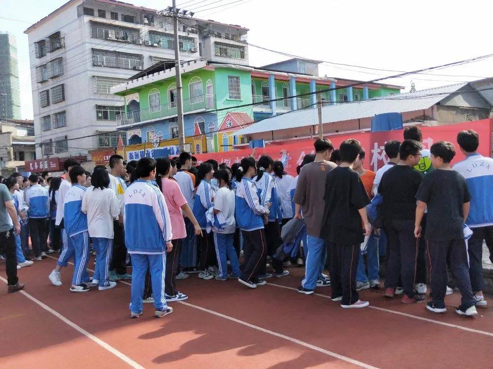 城乡同频好热闹南县禁毒宣传月系列活动启动啦