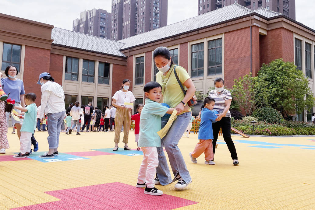 玩转六一 乐享童年——美好慧承幼儿园亲子游戏迎"六一"