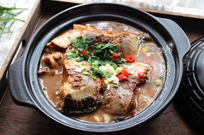 鱼多久能炖入味 8dfbe7dfe13040a79bd52d570c56b91c.jpeg