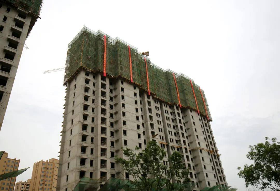 运城晋府玖号一期2#,3#楼主体封顶