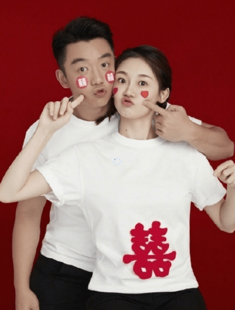 苗苗郑恺最新消息 0f6c85f809974292b4249fd8855544b8.png