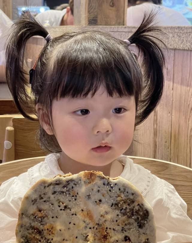 烧烤妹最新视频大全 a38d2b8f94e24a93b9b8eb31f6e3676f.jpeg