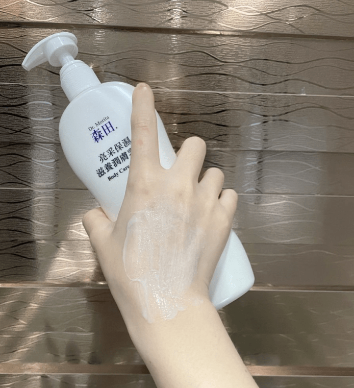 祛痘推荐快速美白身体乳(祛痘推荐快速美白身体乳有用吗)