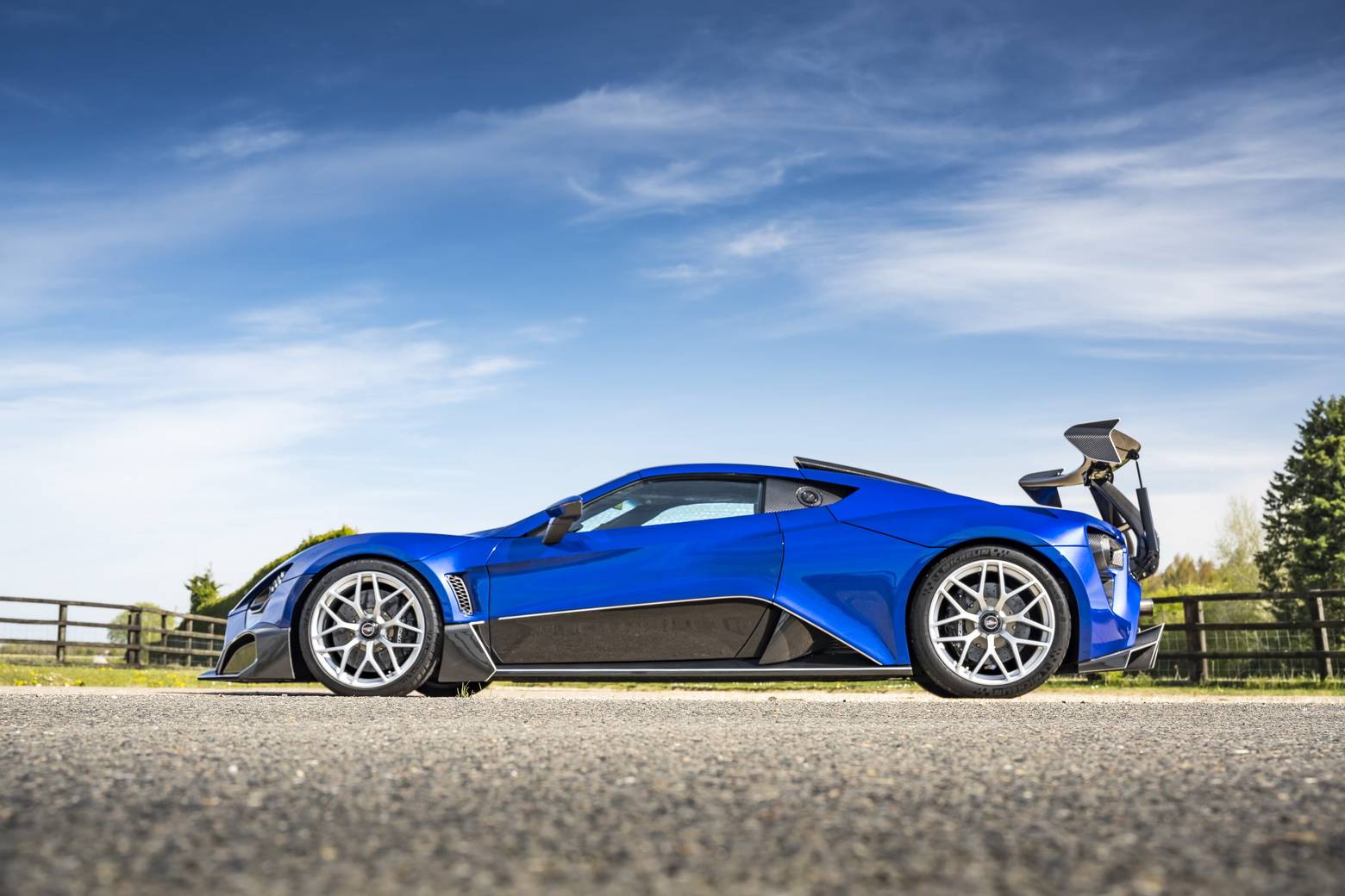 耗资180万美元的tsr-s扇形车翼是否真的有效?_搜狐汽车_搜狐网