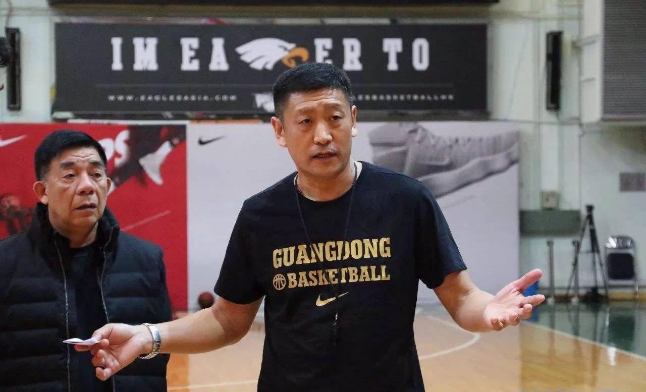 重磅消息,广东宏远吹响夏训集结号,青训名帅临时挂帅_徐杰