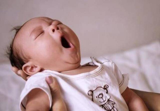 宝宝几个月会出现睡眠倒退期 27094abedfac495f9ddfe0c12c6891af.jpeg