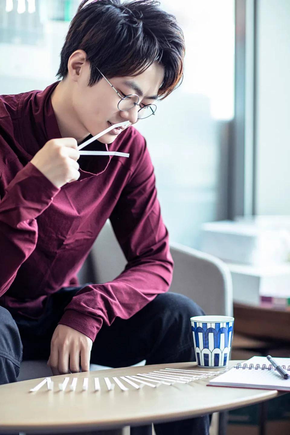 新锐洞察76re调香室副ceo冯思源做最优质的产品内容坚持自己的发展