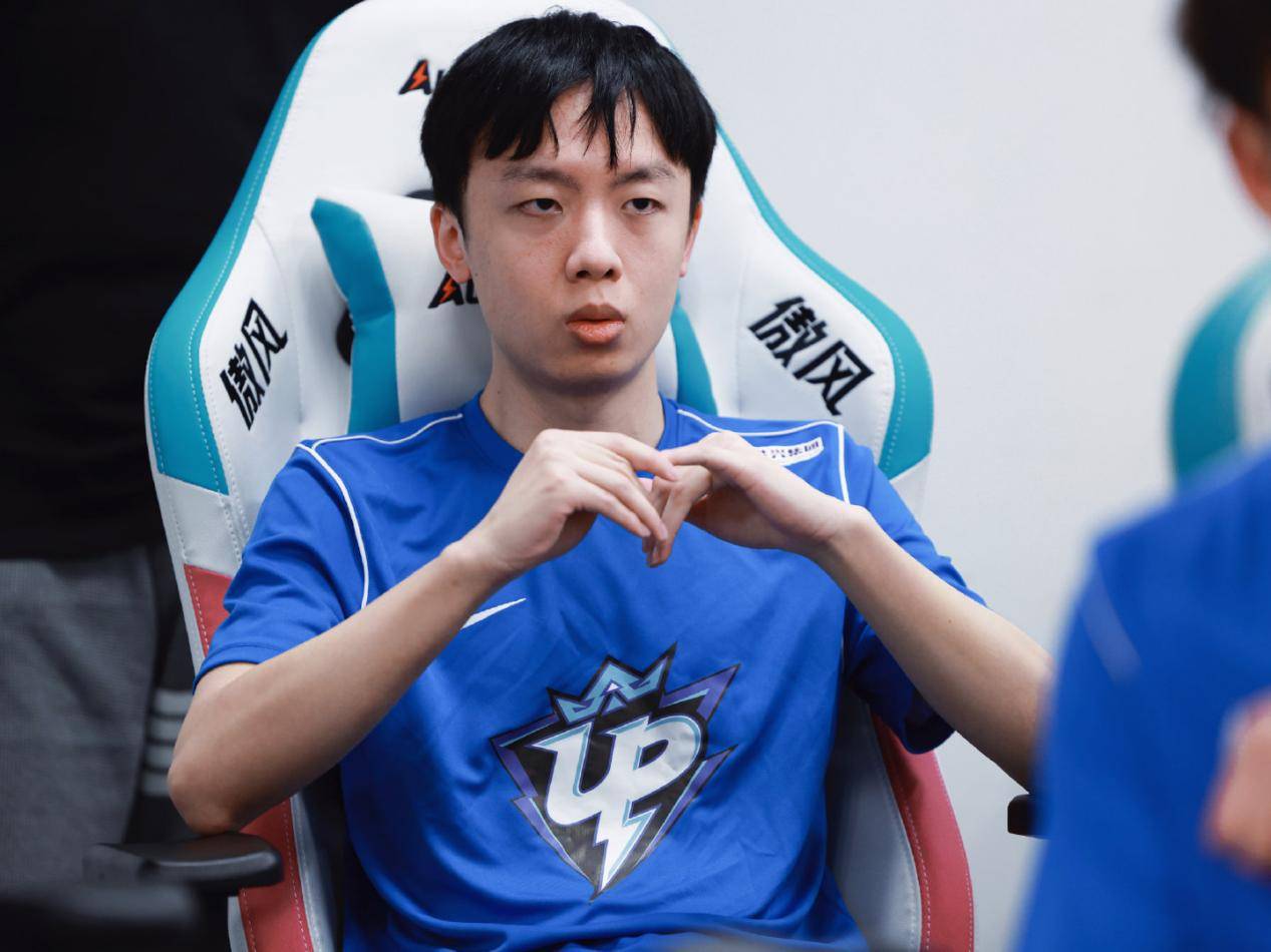 再度证明自己!smlz首秀表现惊艳,一个赛季没打依然保持稳健发挥