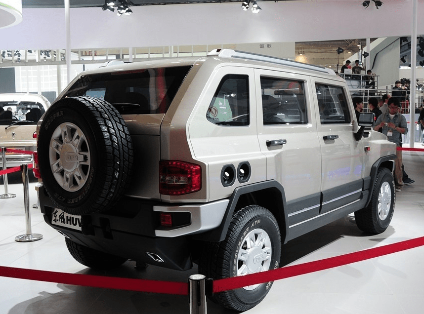 全新硬派越野要上市,标配四驱 差速锁,比揽胜狂野