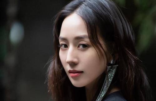 长得好看的优秀的演员都还没有结婚,比如胡歌,彭于晏,白敬亭,张钧甯等