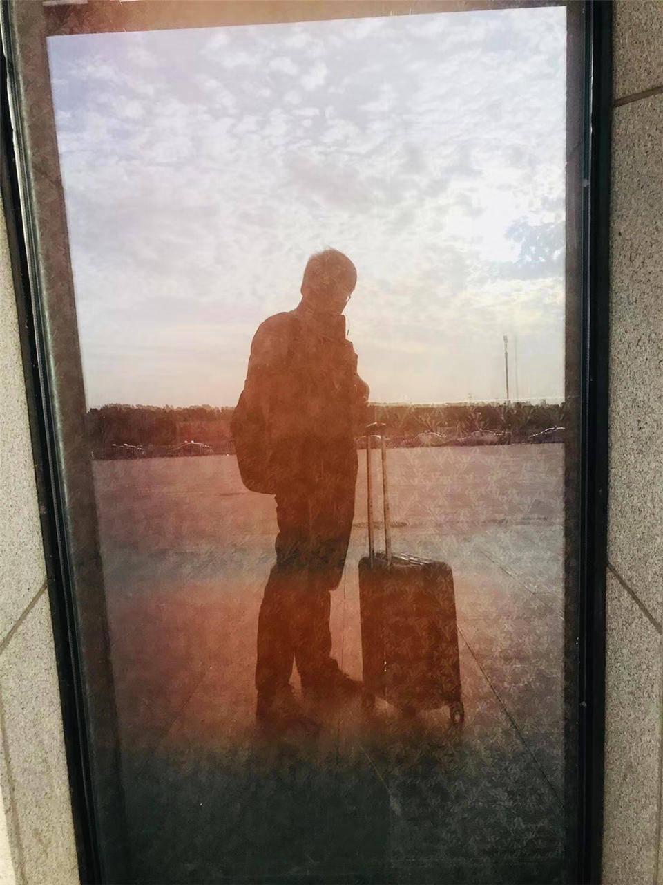 地平线8号level8行李箱:15年差旅,这是一款适合出差商务的好箱