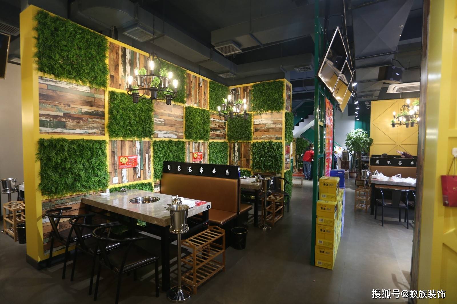 串串香连锁店这样装,让你不后悔!_装修