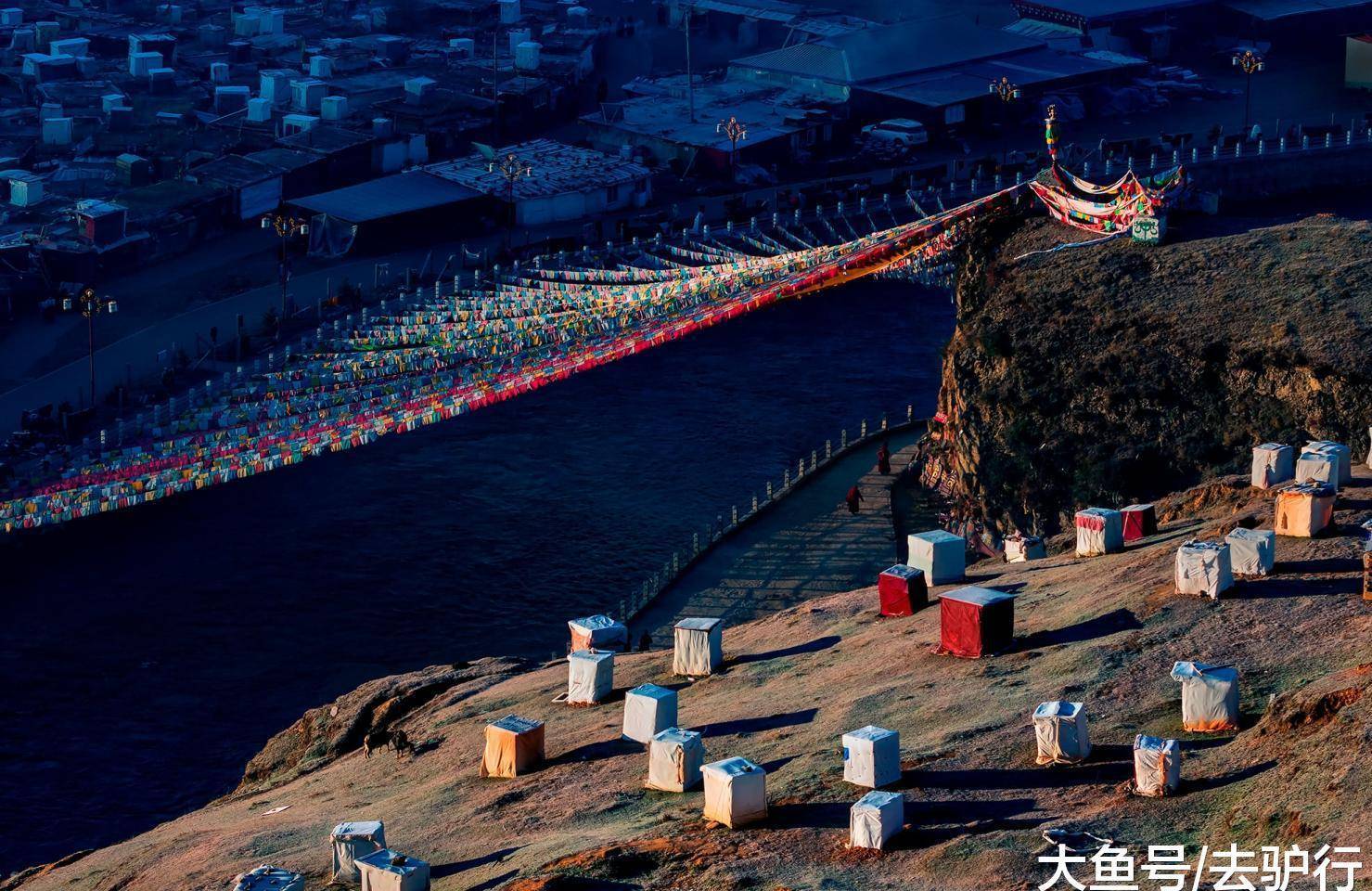 中国最大的女儿岛数万女性遁入空门男人禁止进入