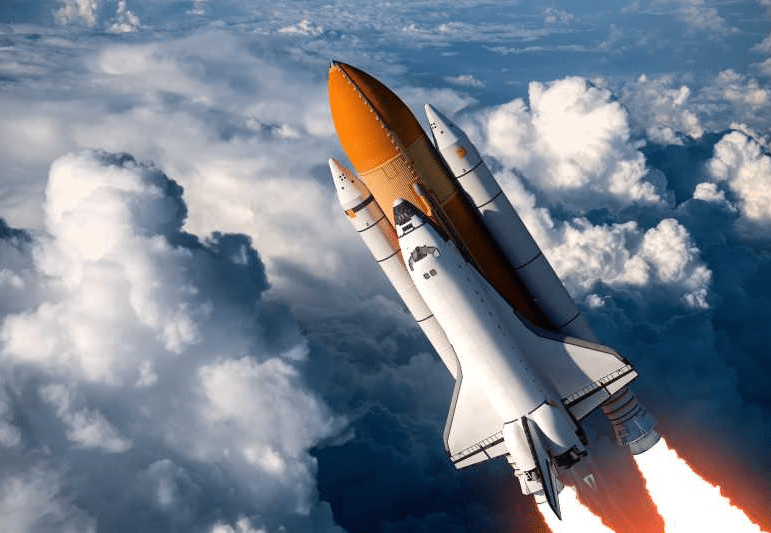 中国航天蒸蒸日上,美国却大步倒退:巨型火箭发动机"失传"了_航天飞机