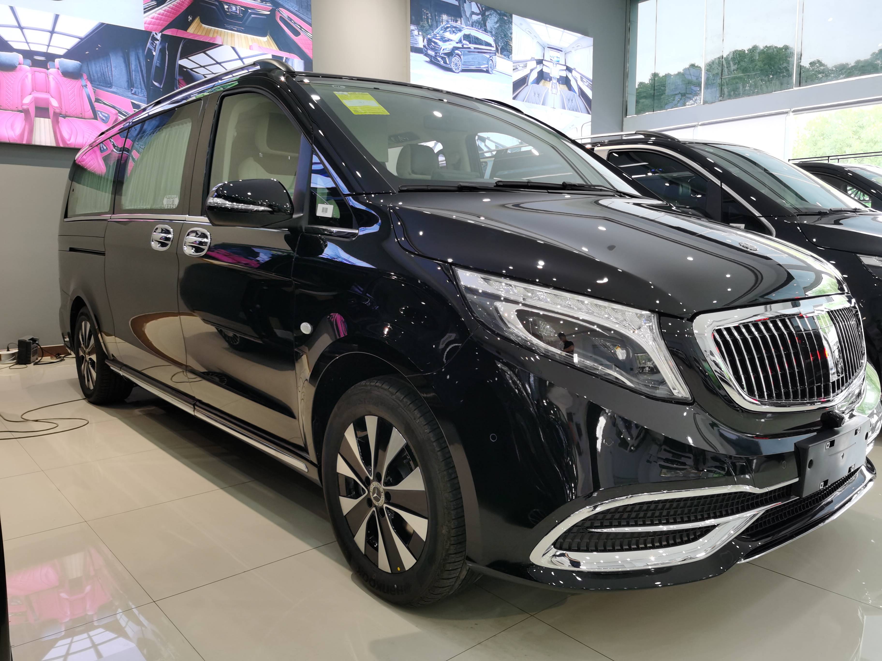 新款九速奔驰威霆平顶双开门改装定制,简约不简单彰显品质